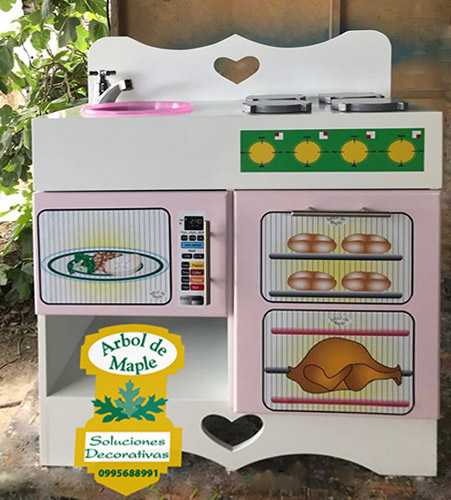 cocina en madera pequeña para niñas Quito