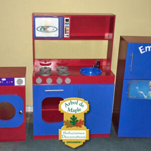 cocina, refrigeradora, lavadora para niñas en madera Quito Duran