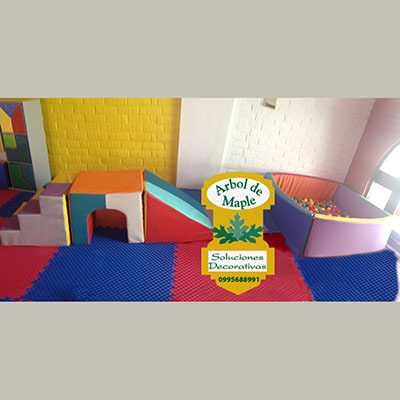 Jugar y Aprender: Área de Juego con Kit de Estimulación Piscina de