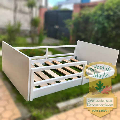Cama montessori al dos con espaldares y cercas protectoras en madera. Cumbayá Samborondón, Loja, Ambato, Lago Agrio, Quevedo, Daule, Durán, La puntilla, Salinas, Playas, Chone
