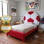 Cama con espaldar acolchado en forma de balón de fútbol de Liga de Quito, LDU. Quito, Cumbayá, Tulcán, Ibarra, Latacunga, Ambato, Loja, Puyo, Macas